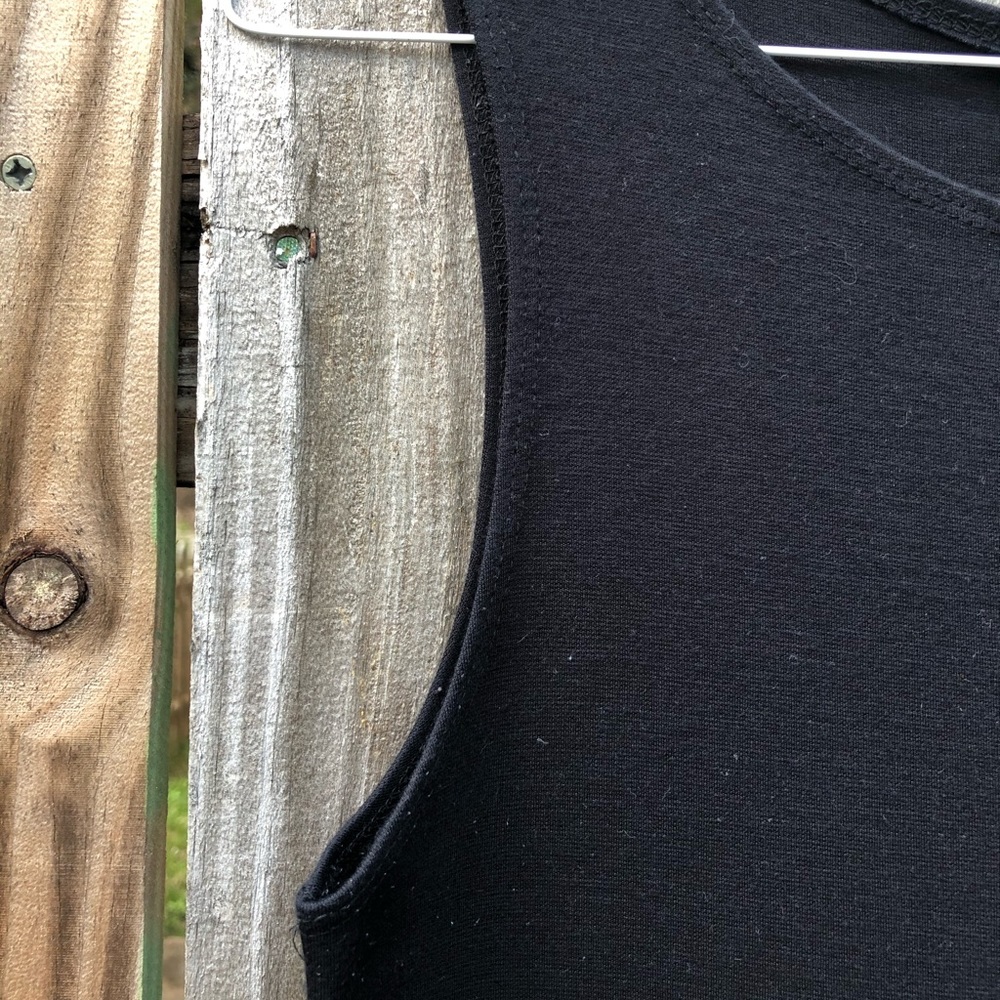GIRL’S SLEEVELESS TOP. - Picture 3 of 11
